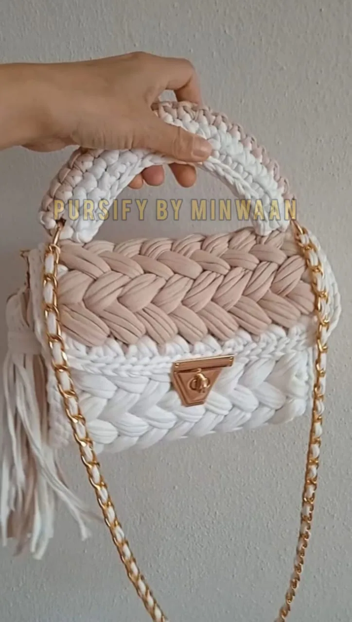 Snow White Crochet Bag by Pursify by Minwaan — front view